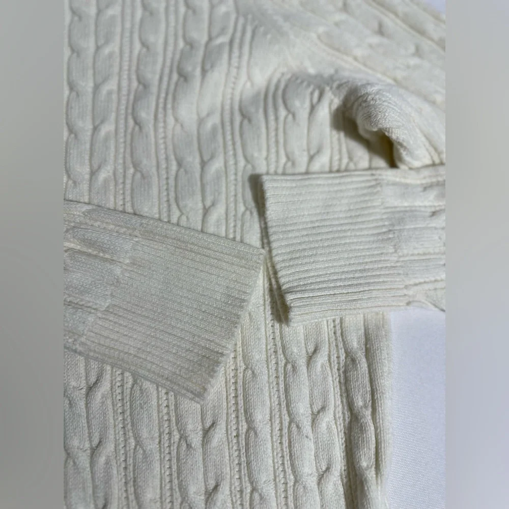 Pullover - Picture 3 of 4